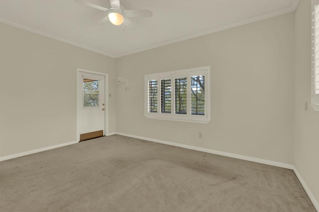 1221 Sundown Trl, Fischer, TX 78623