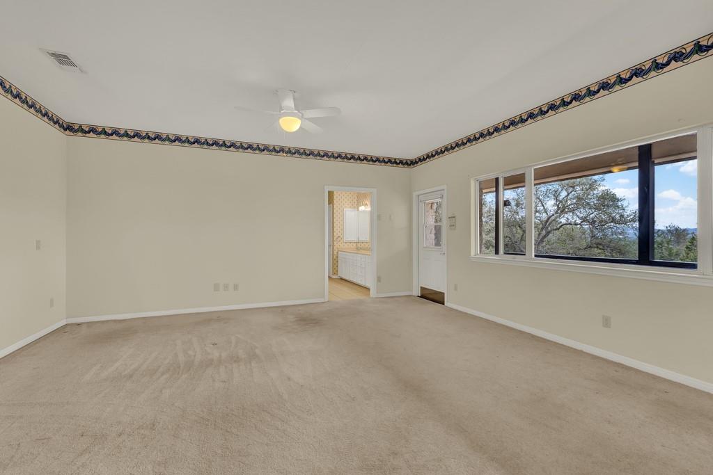 1221 Sundown Trl, Fischer, TX 78623