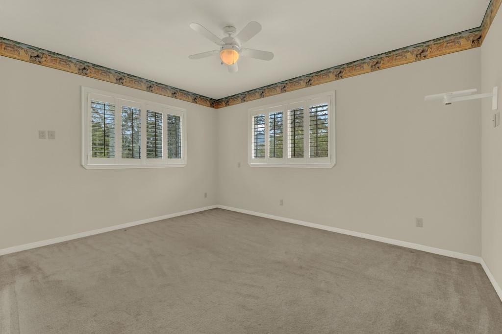 1221 Sundown Trl, Fischer, TX 78623