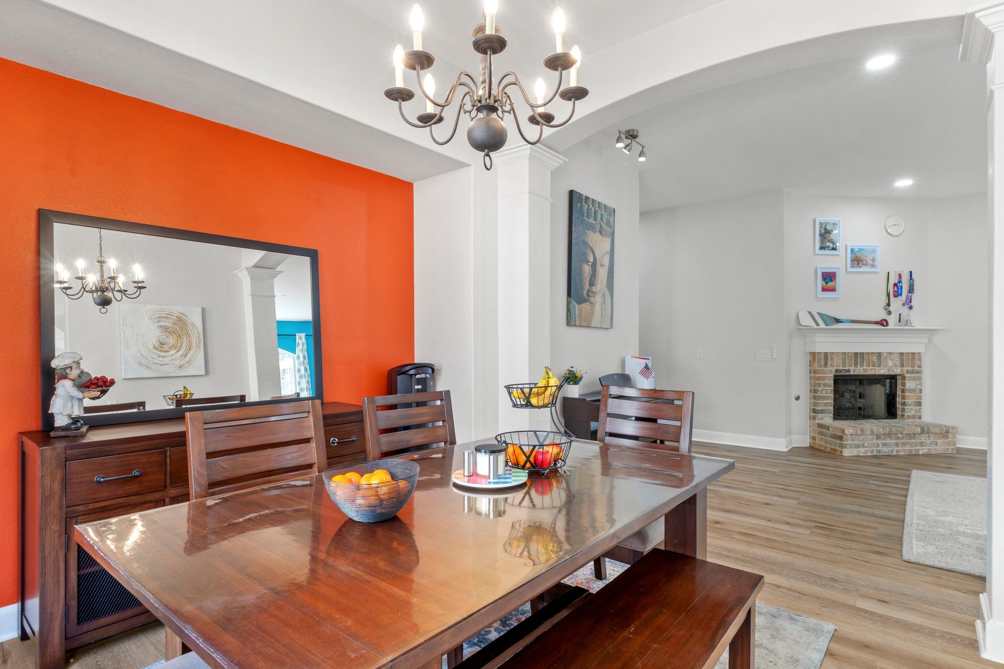 2532 Arbor Dr, Round Rock, TX 78681