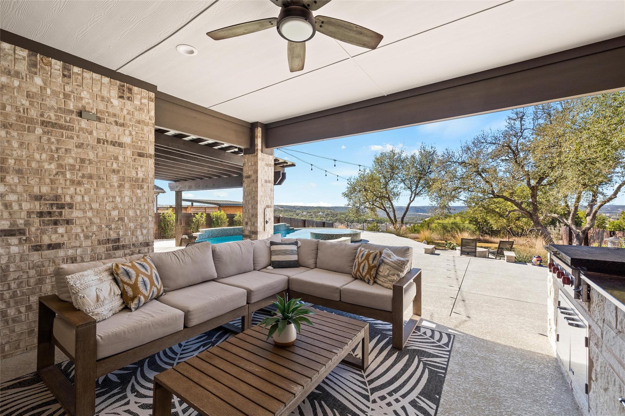 2709 Painted Sky Bnd, Leander, TX 78641