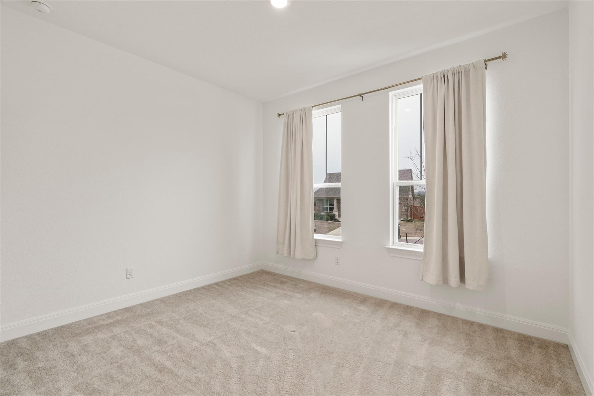 302 Barn Hill Loop, Dripping Springs, TX 78620