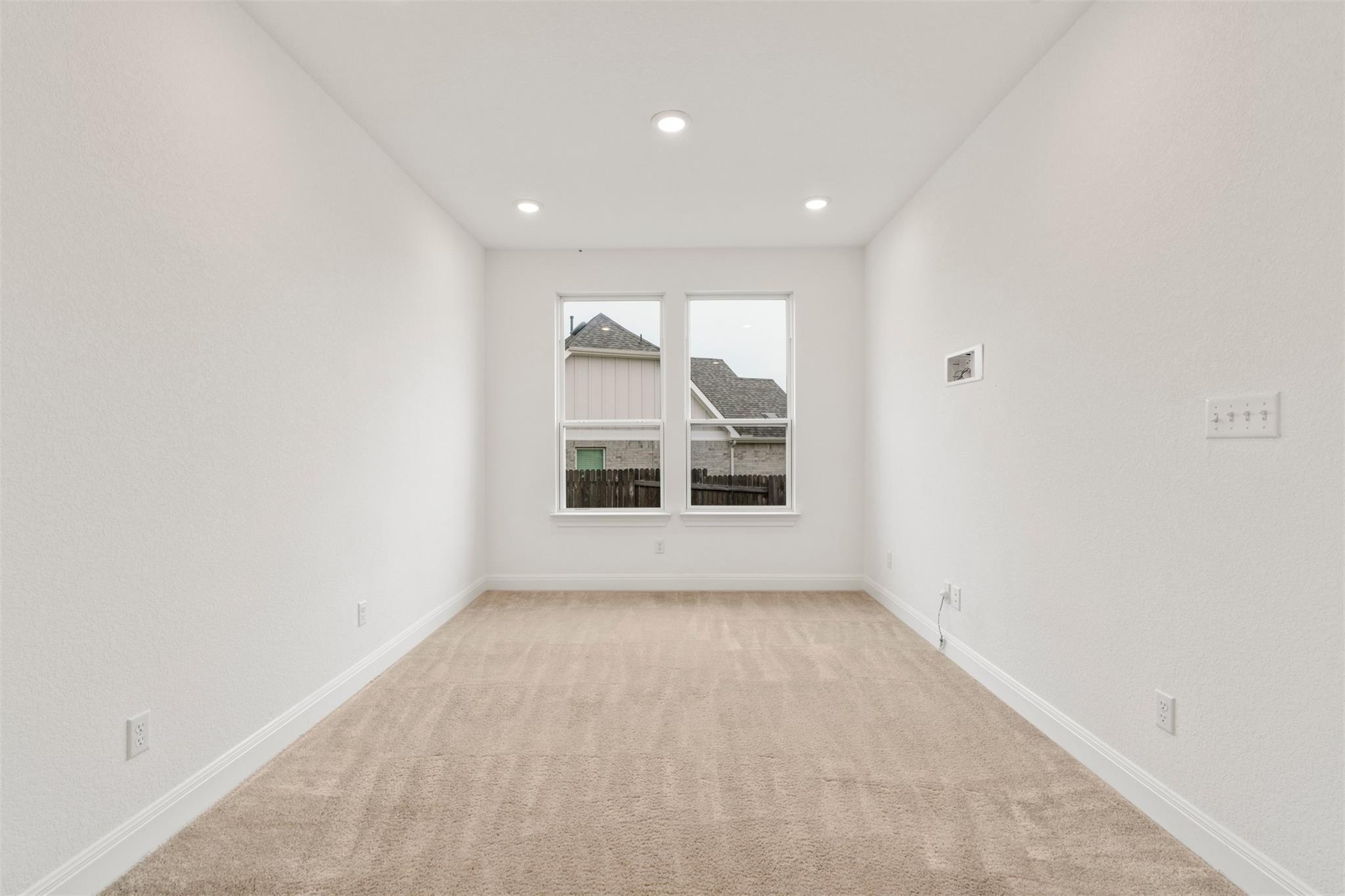 302 Barn Hill Loop, Dripping Springs, TX 78620