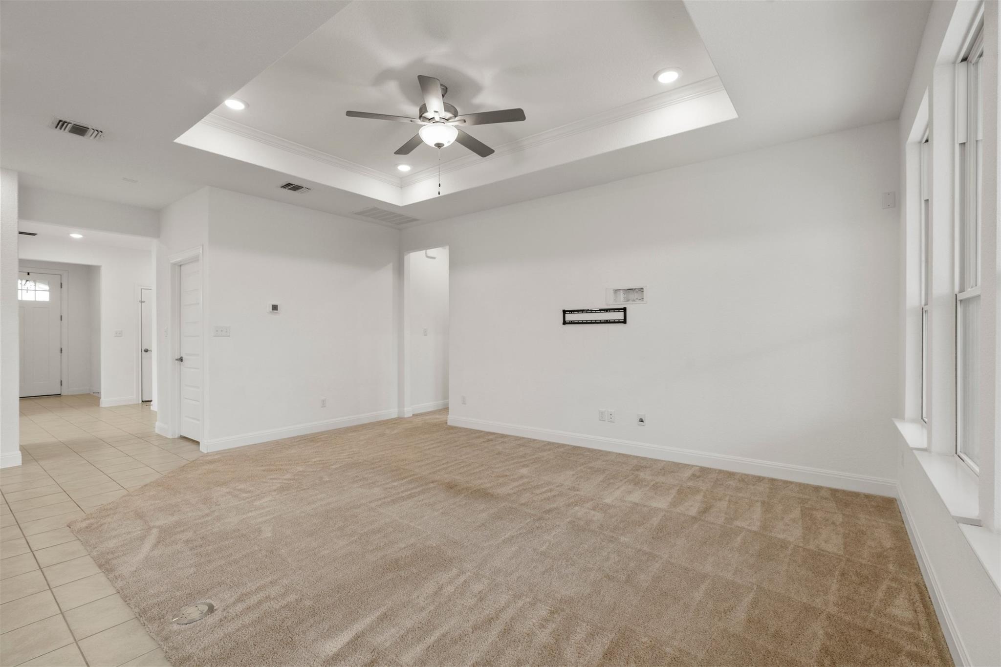 302 Barn Hill Loop, Dripping Springs, TX 78620