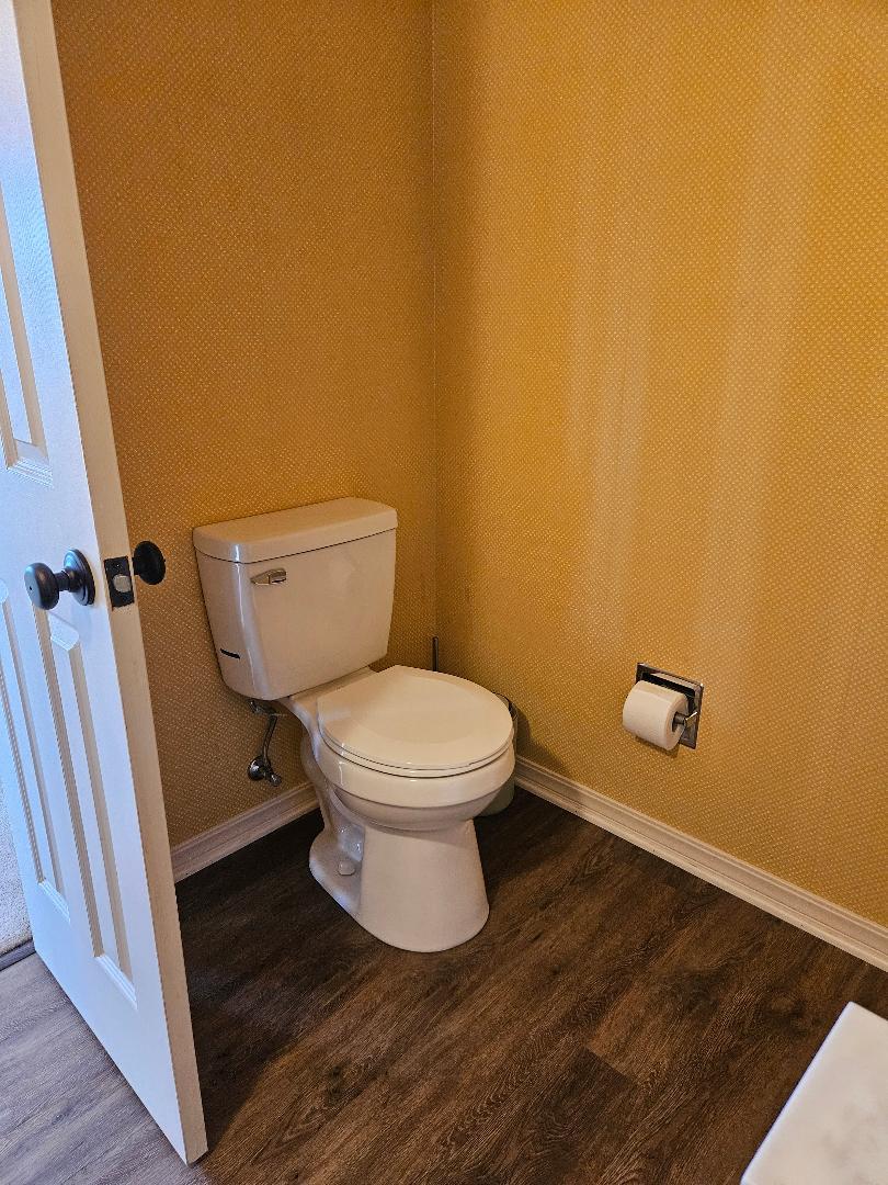 710 N Avenue C, Elgin, TX 78621