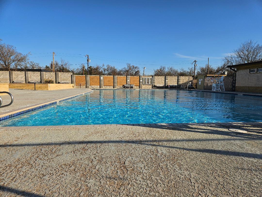 710 N Avenue C, Elgin, TX 78621