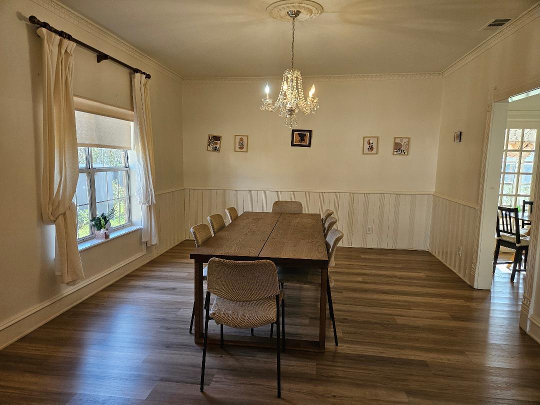 710 N Avenue C, Elgin, TX 78621