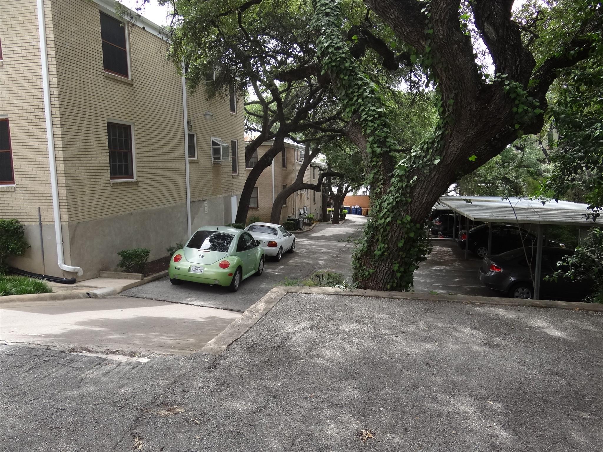 912 E 32nd St # 103, Austin, TX 78705