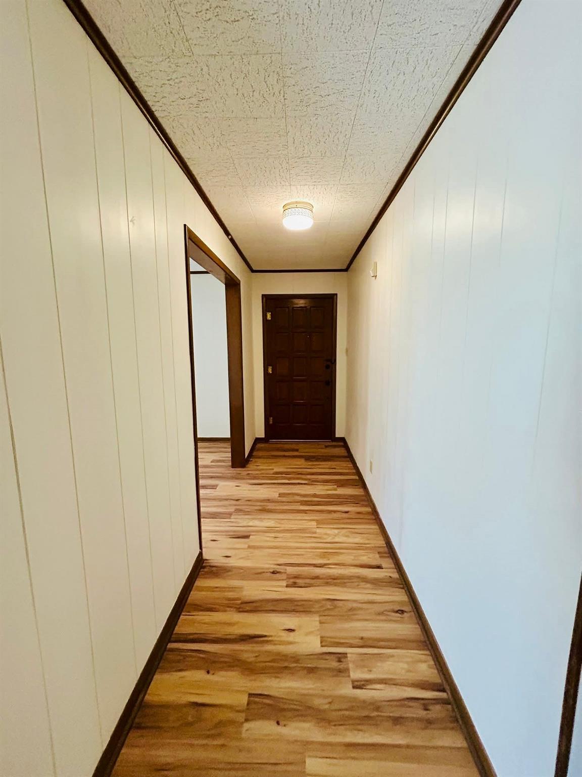 1040 Hwy 80 E, Nixon, TX 78140