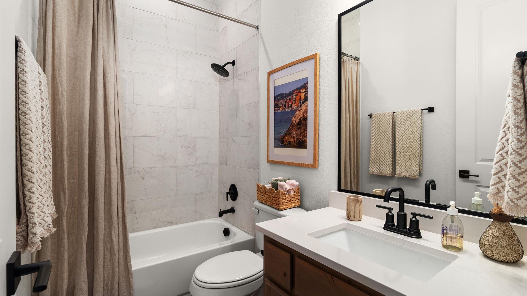 734 Bridge Water Loop, Dripping Springs, TX 78620