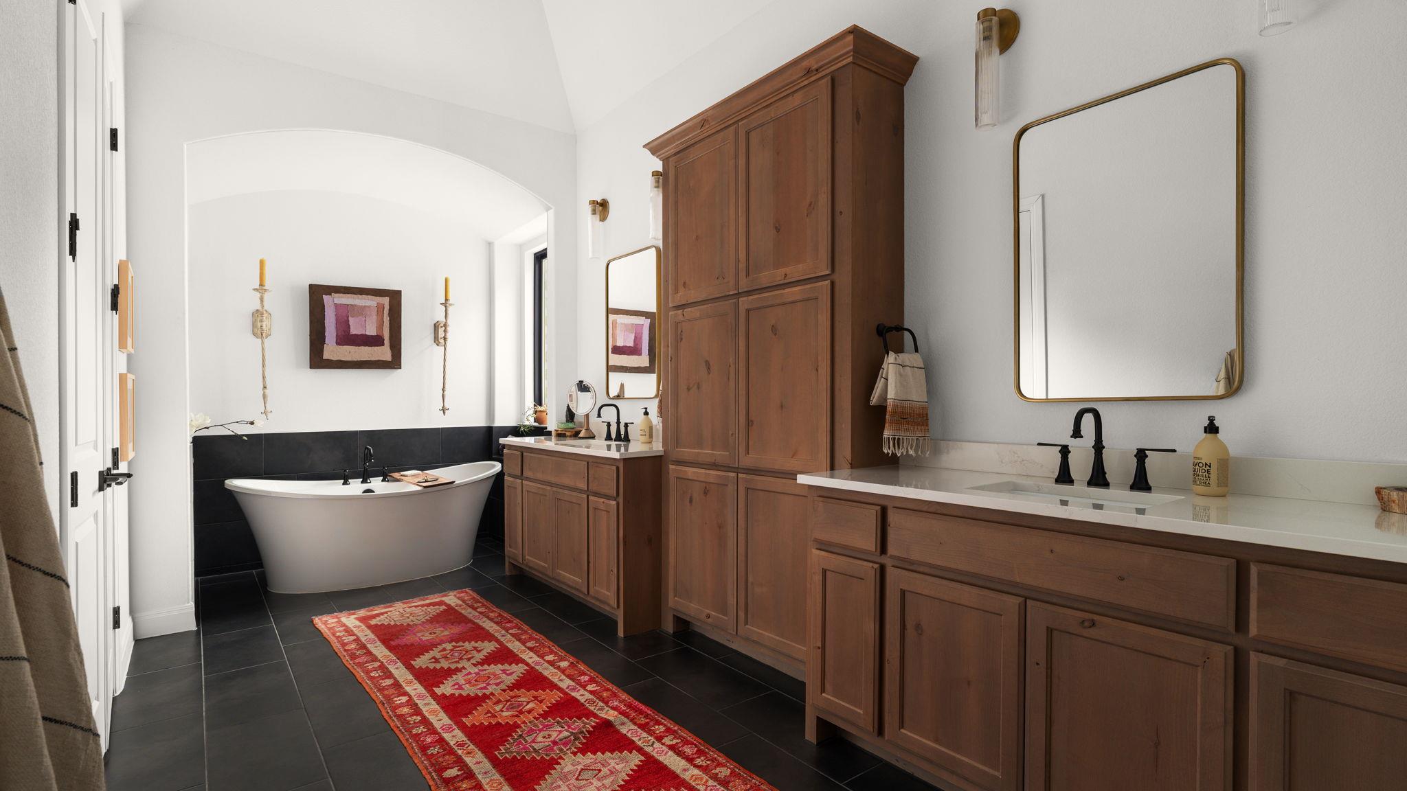 734 Bridge Water Loop, Dripping Springs, TX 78620