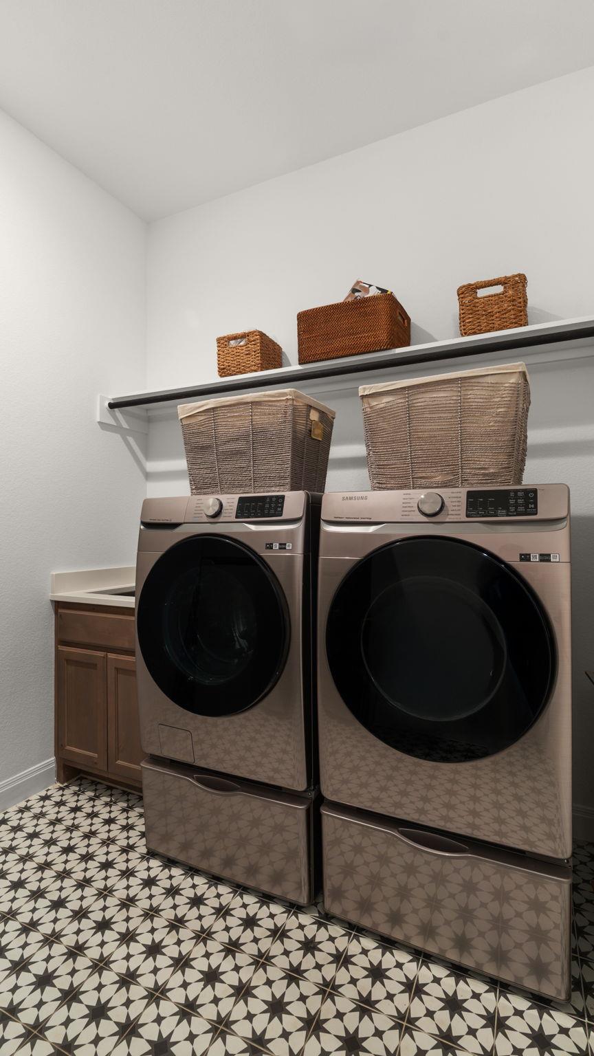 734 Bridge Water Loop, Dripping Springs, TX 78620