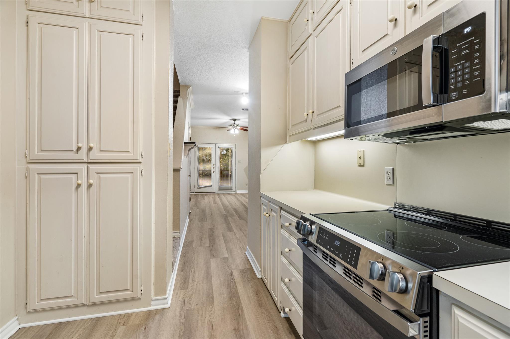 2408 Enfield Rd # 211, Austin, TX 78703