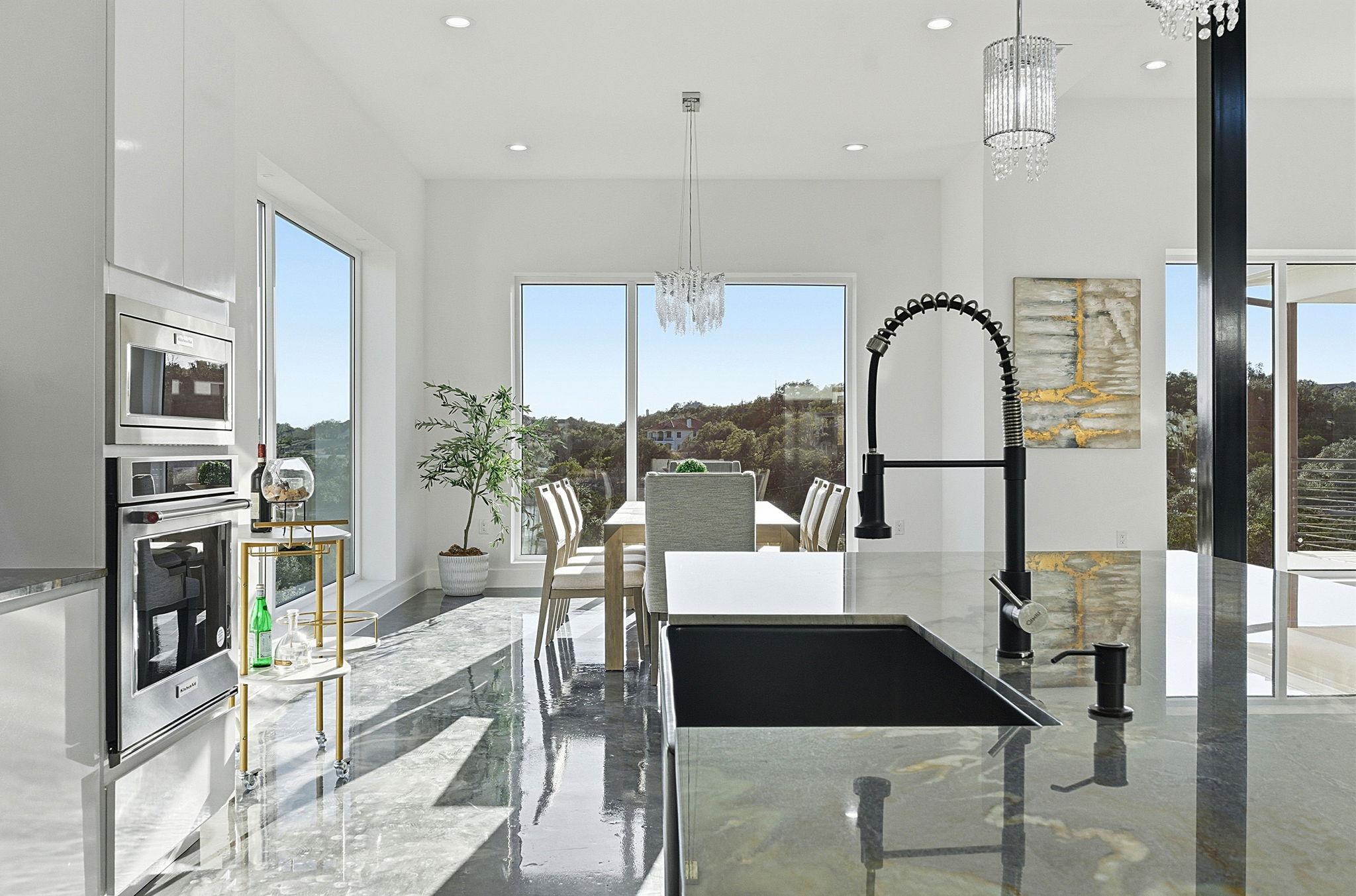 15400 Watumba Rd, Austin, TX 78734