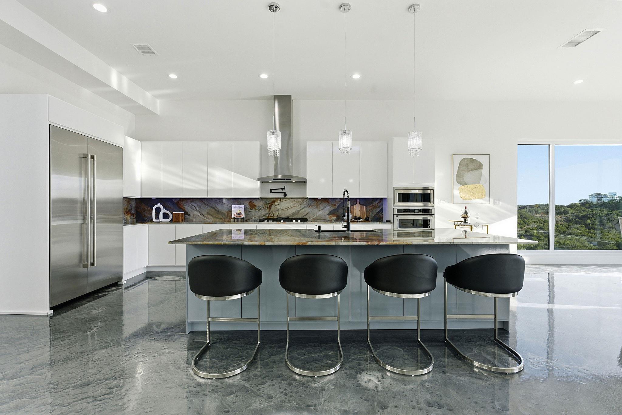 15400 Watumba Rd, Austin, TX 78734