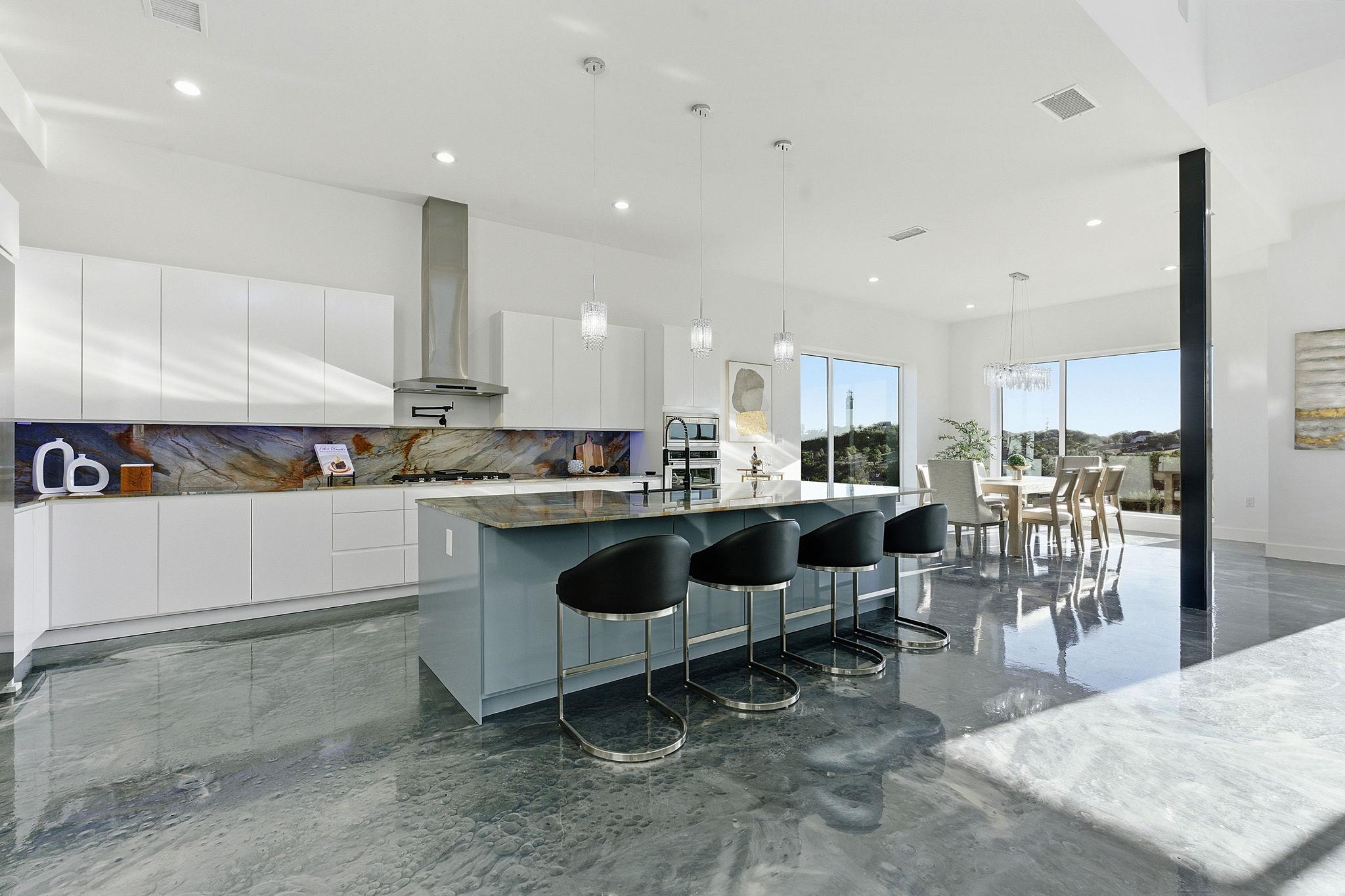 15400 Watumba Rd, Austin, TX 78734