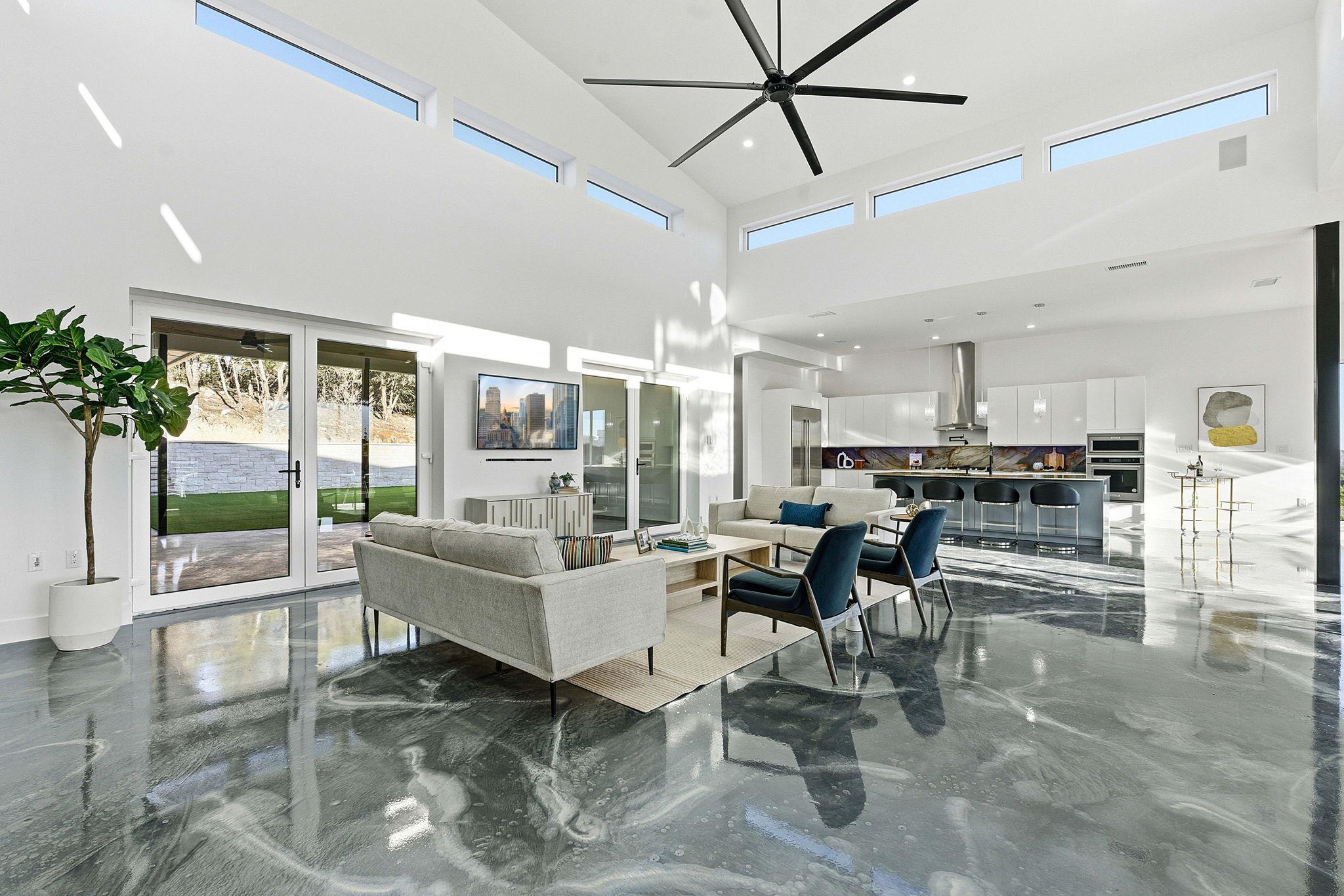 15400 Watumba Rd, Austin, TX 78734