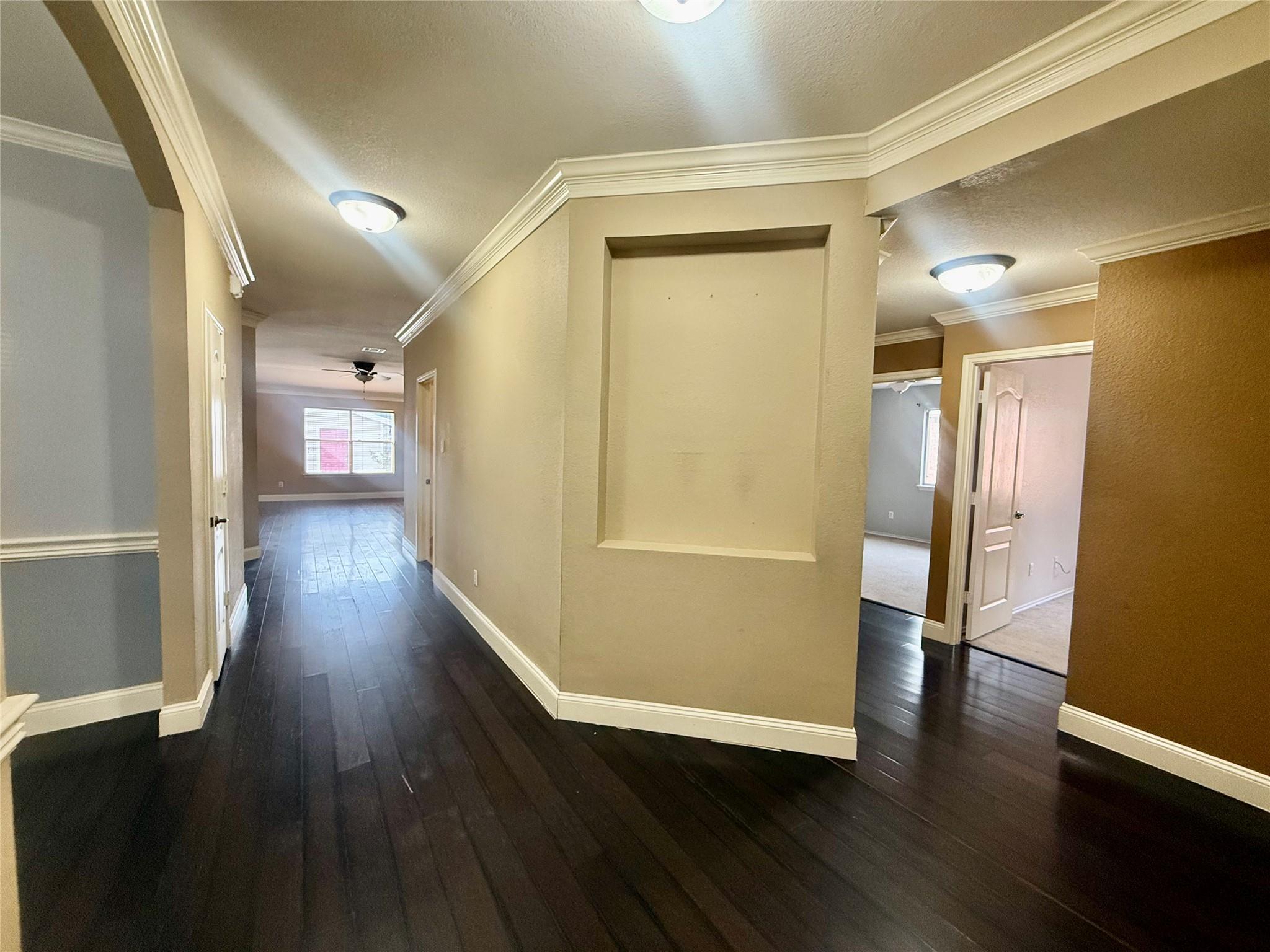 12820 Waynespur Ln, Elgin, TX 78621