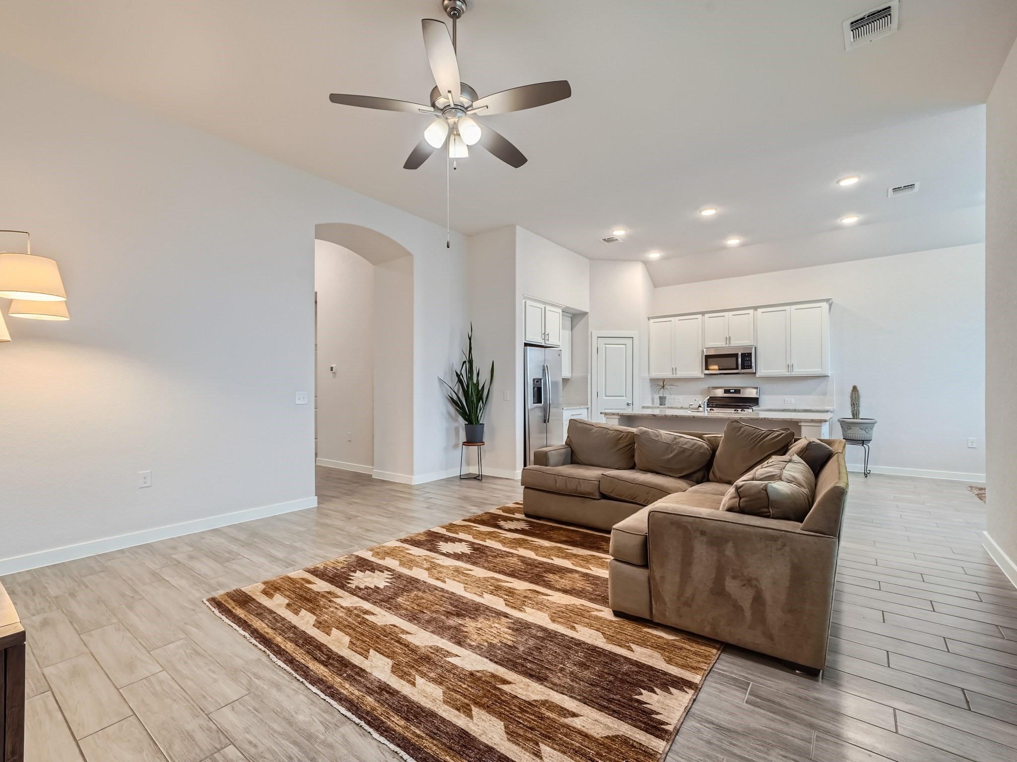 11400 American Mustang Loop, Manor, TX 78653