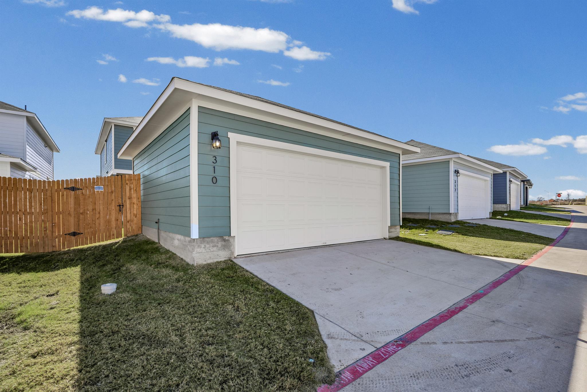 310 Puerto Plata Ave, Bastrop, TX 78602