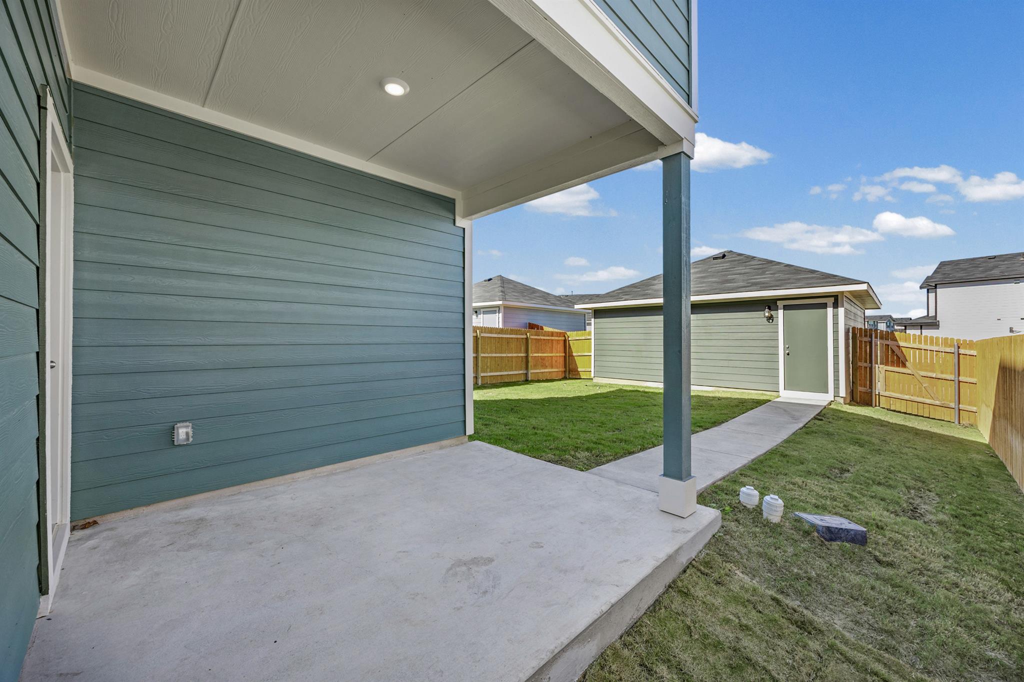 310 Puerto Plata Ave, Bastrop, TX 78602