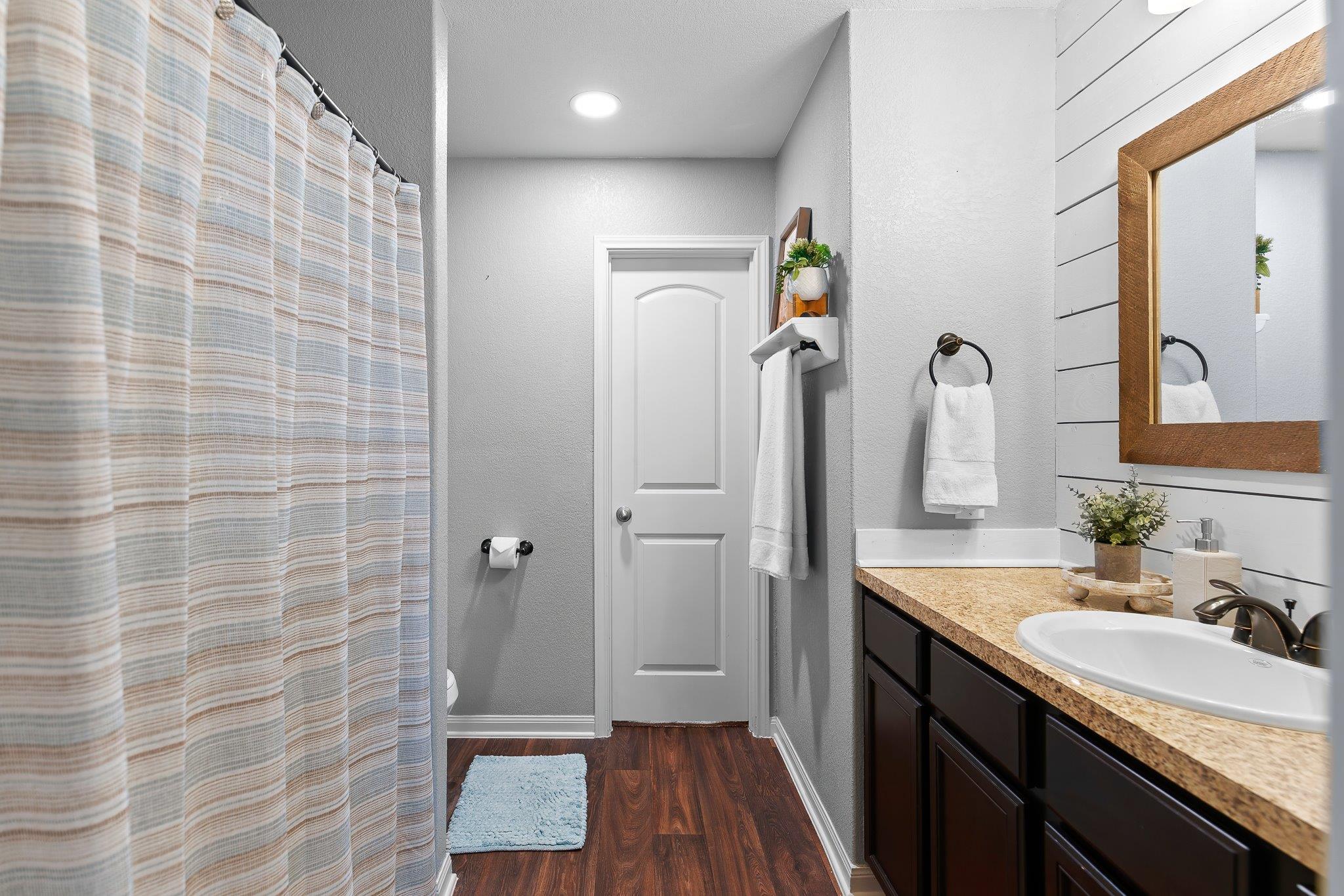 100 Wincliff Cv # 13D, Jarrell, TX 76537