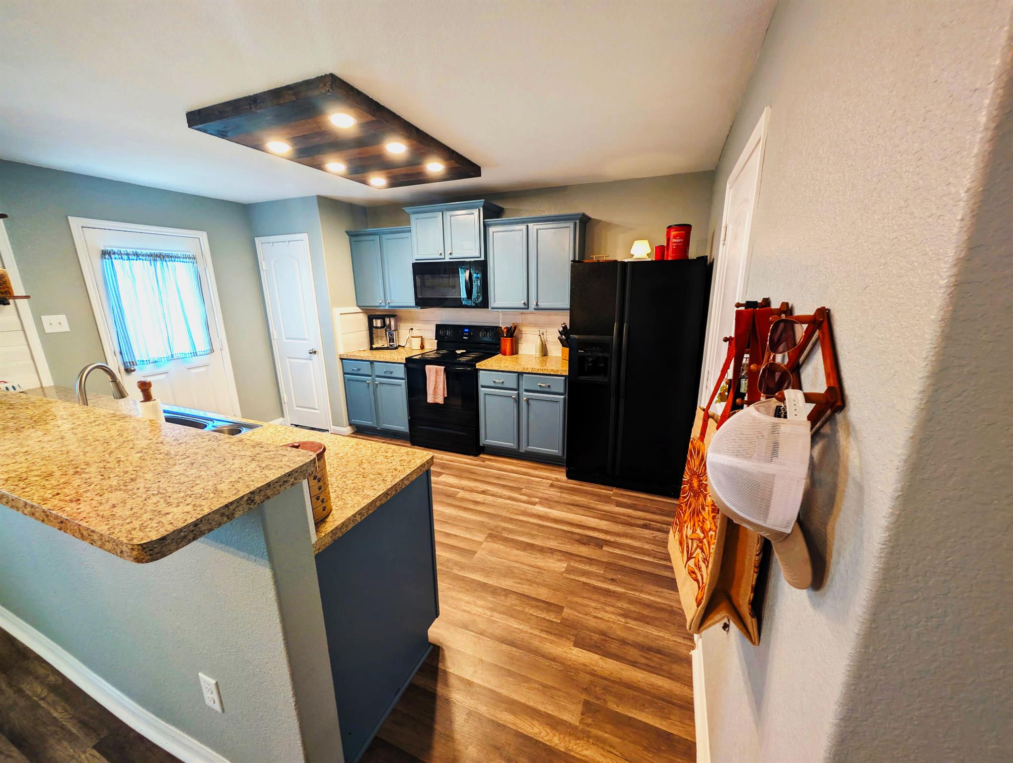 100 Wincliff Cv # 13D, Jarrell, TX 76537