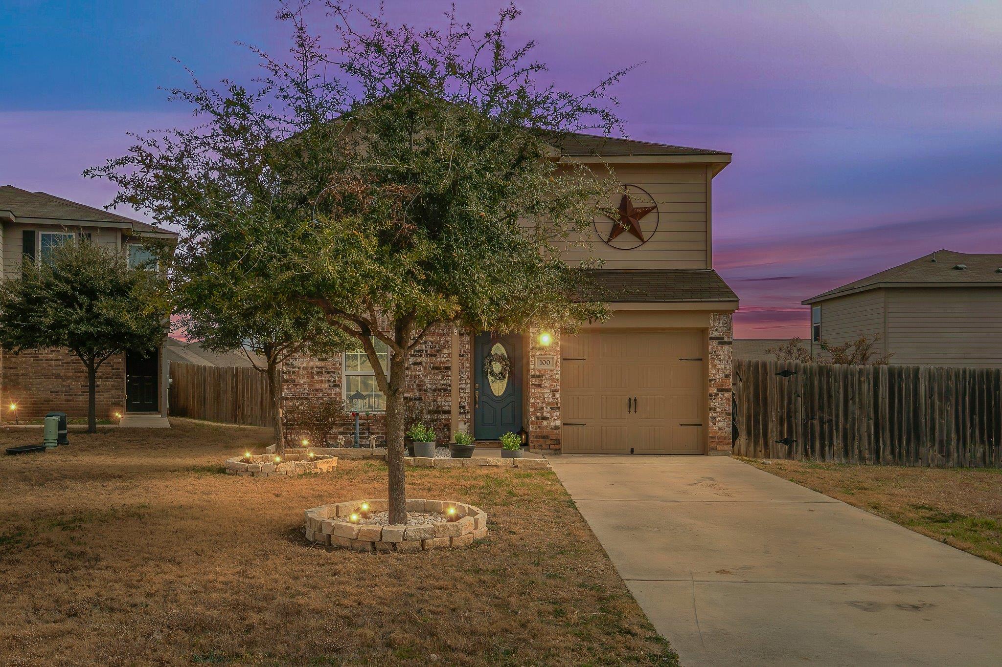 100 Wincliff Cv # 13D, Jarrell, TX 76537