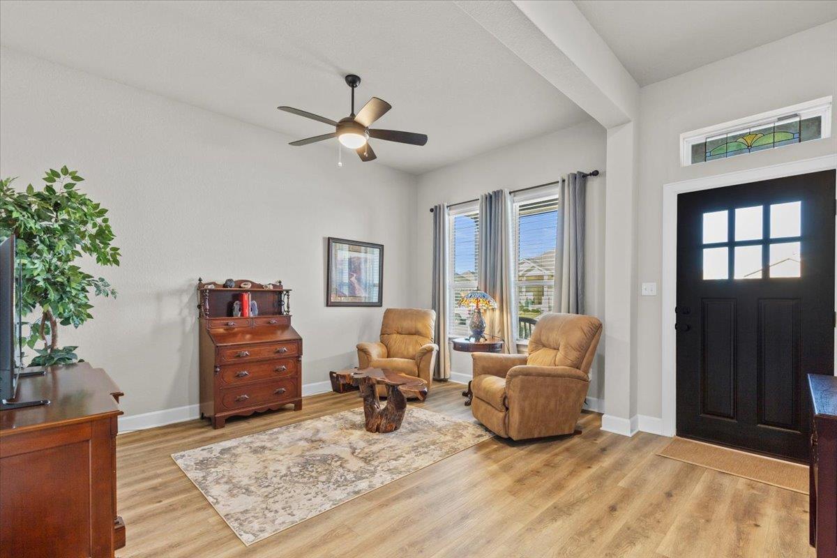 107 Freeman Day Dr, Bastrop, TX 78602