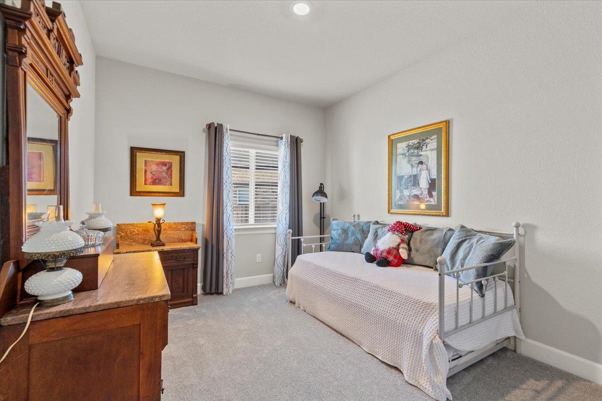 107 Freeman Day Dr, Bastrop, TX 78602