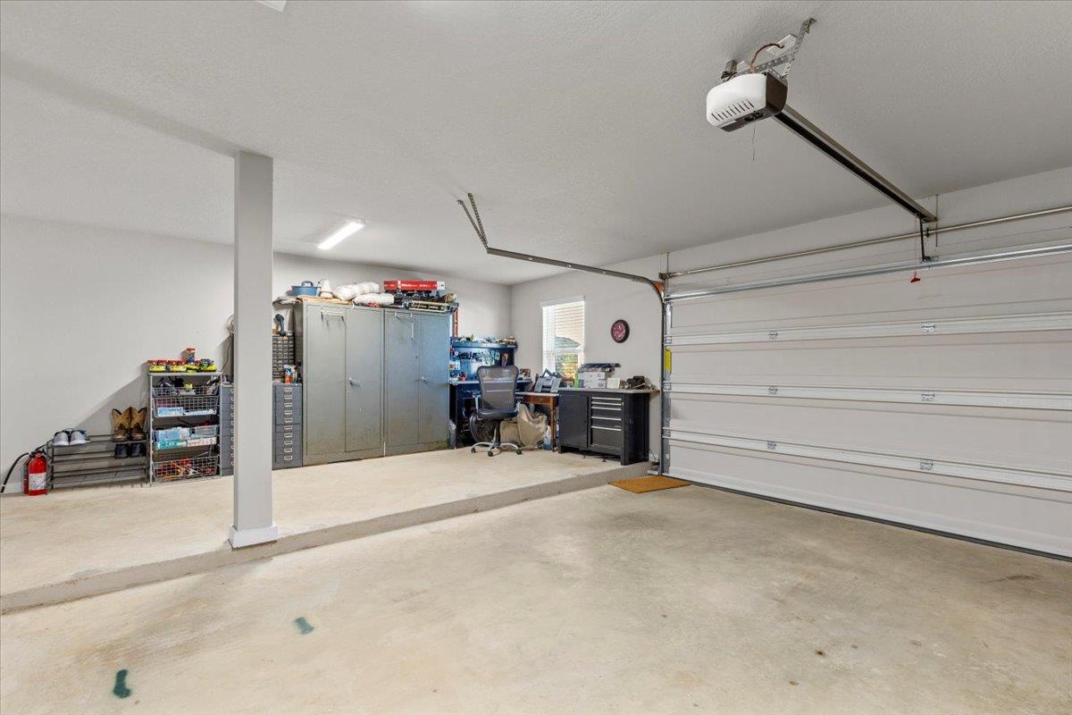 107 Freeman Day Dr, Bastrop, TX 78602