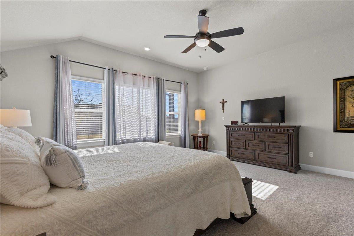 107 Freeman Day Dr, Bastrop, TX 78602