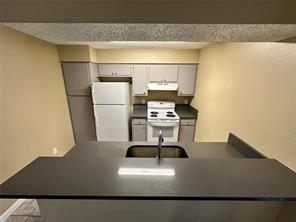 4607 E 12th St # 1, Austin, TX 78721