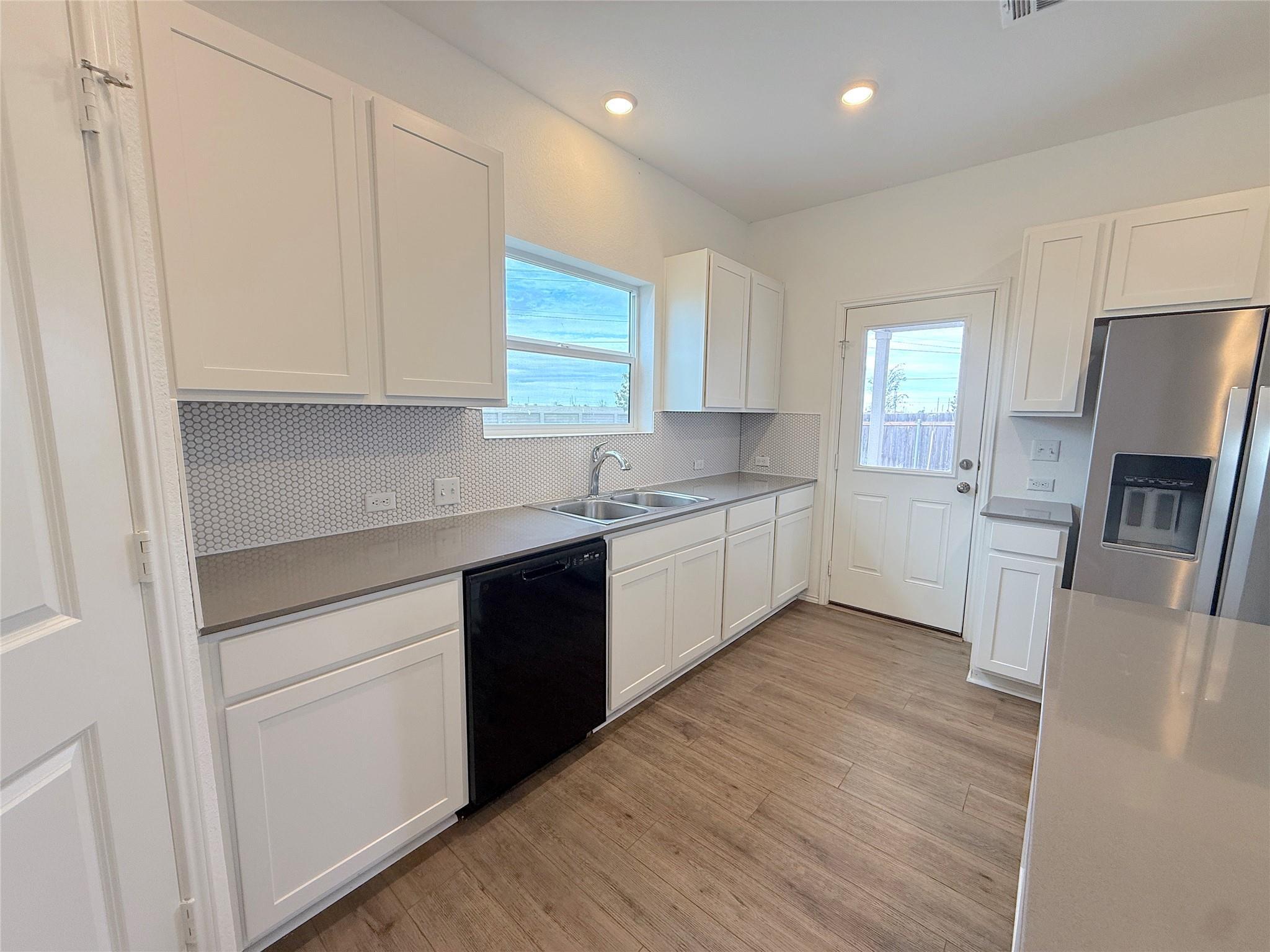 224 Canley Loop, Hutto, TX 78634