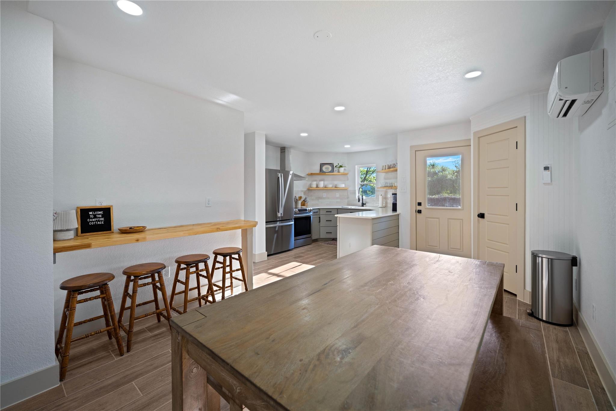 131 CAMPFIRE Cir, Wimberley, TX 78676