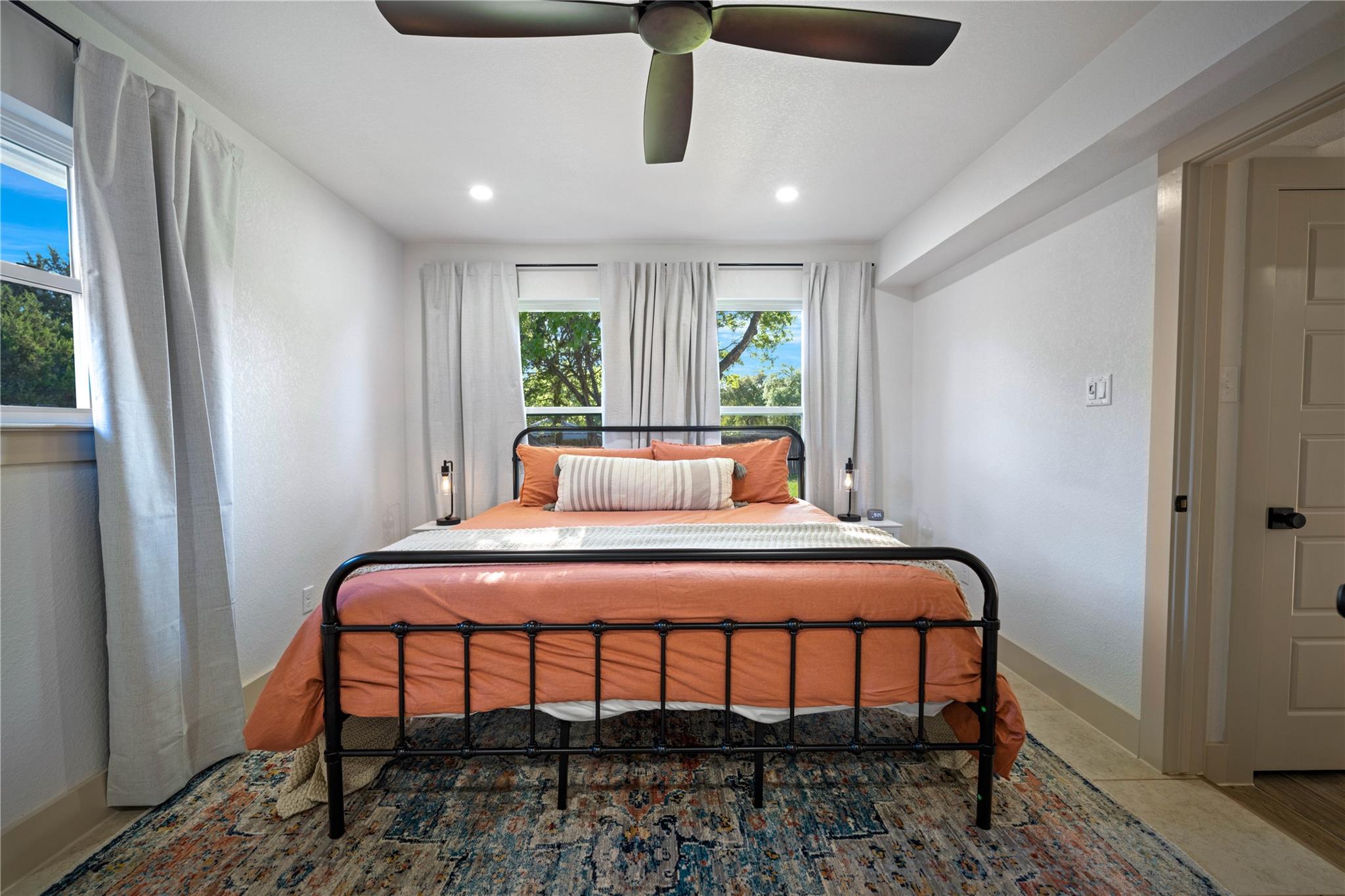 131 CAMPFIRE Cir, Wimberley, TX 78676