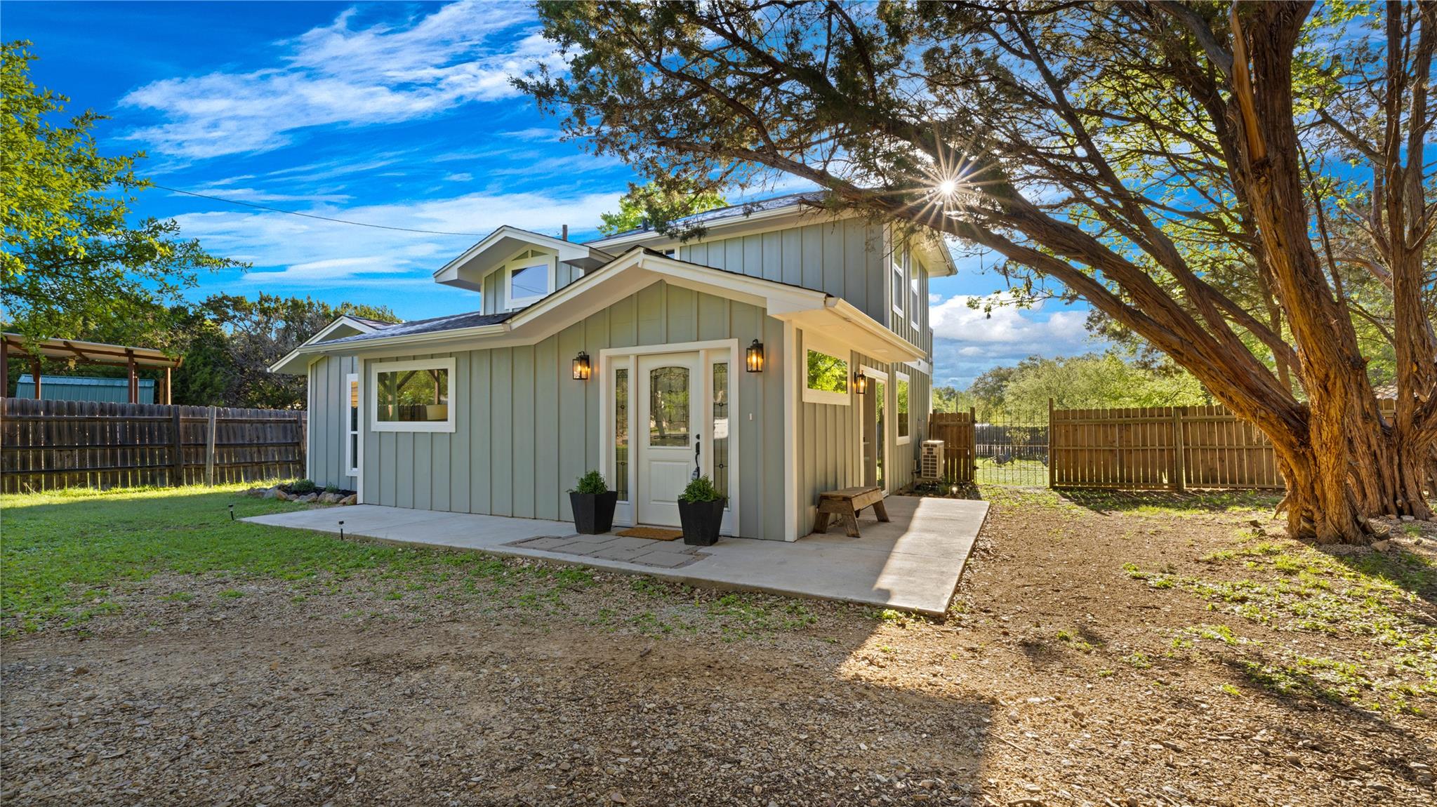 131 CAMPFIRE Cir, Wimberley, TX 78676