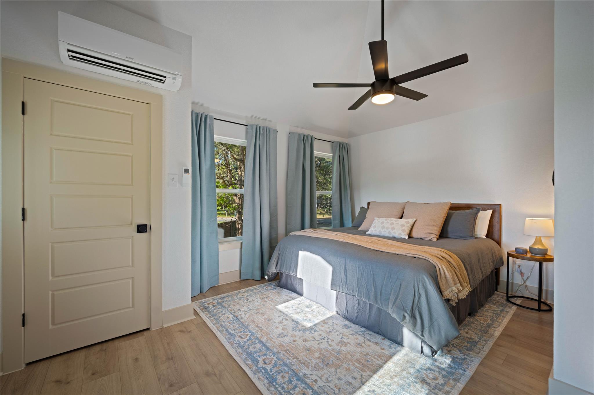 131 CAMPFIRE Cir, Wimberley, TX 78676