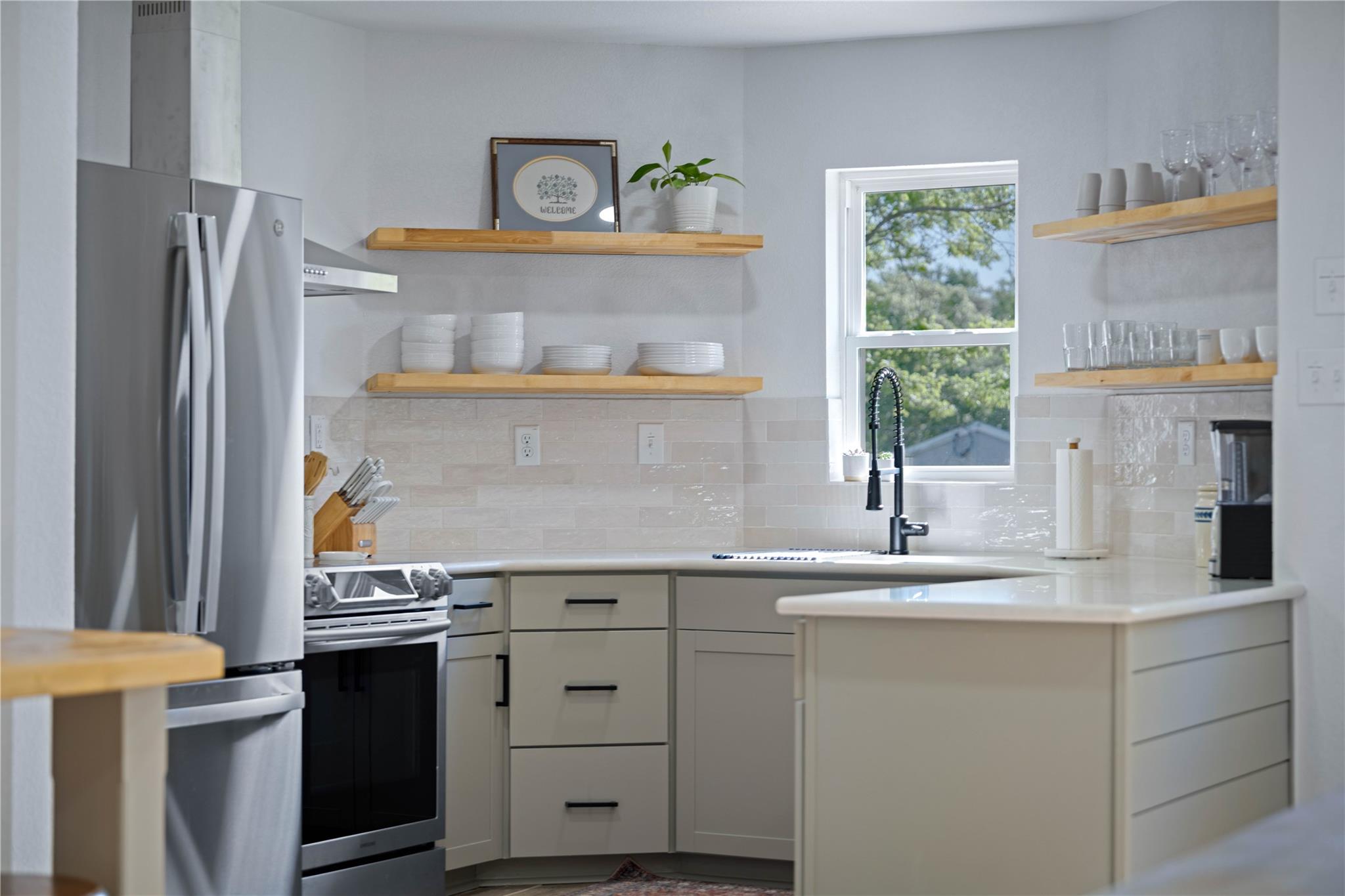 131 CAMPFIRE Cir, Wimberley, TX 78676