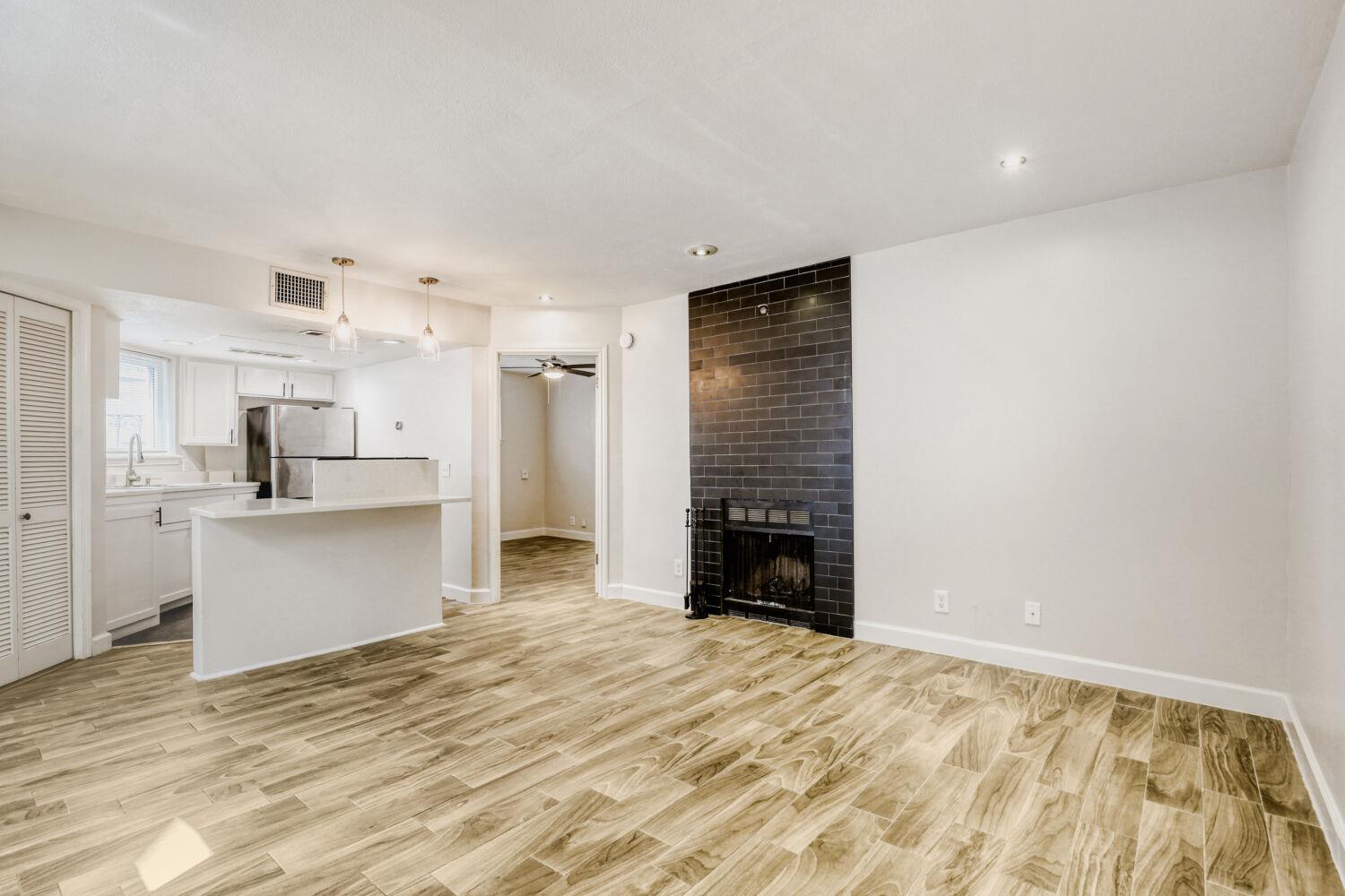 1500 Woodlawn Blvd # 105, Austin, TX 78703