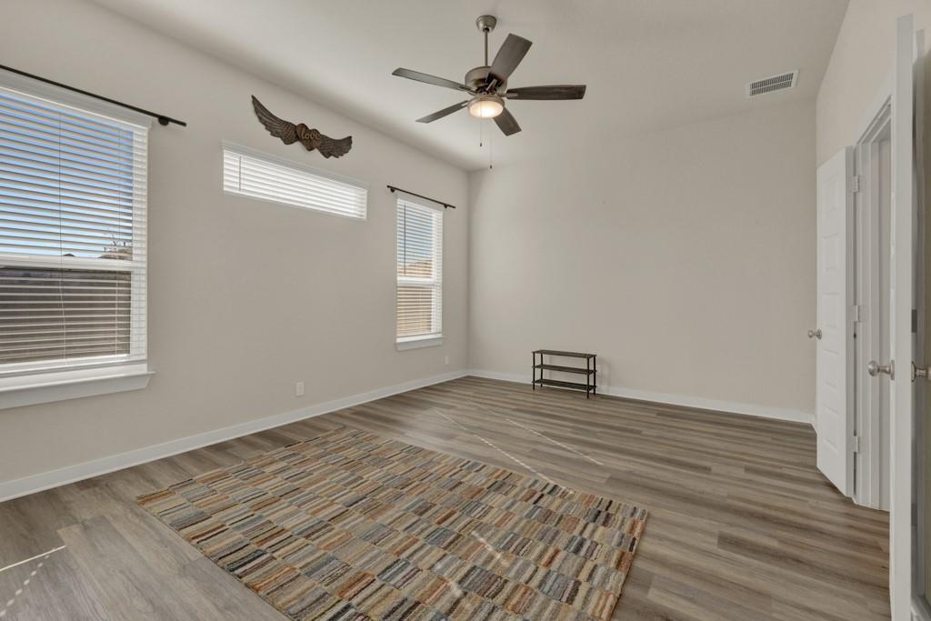 1940 Colonial Ave, New Braunfels, TX 78130