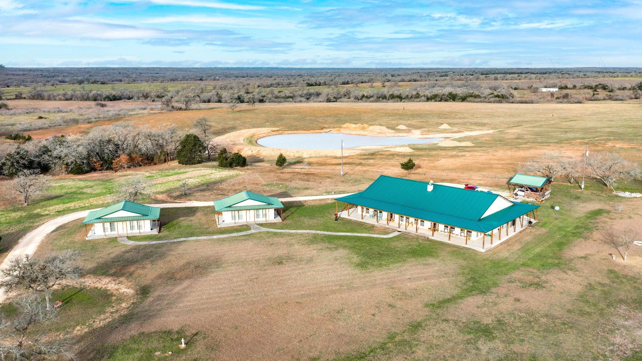 126 Mariana Dr # A, Red Rock, TX 78662