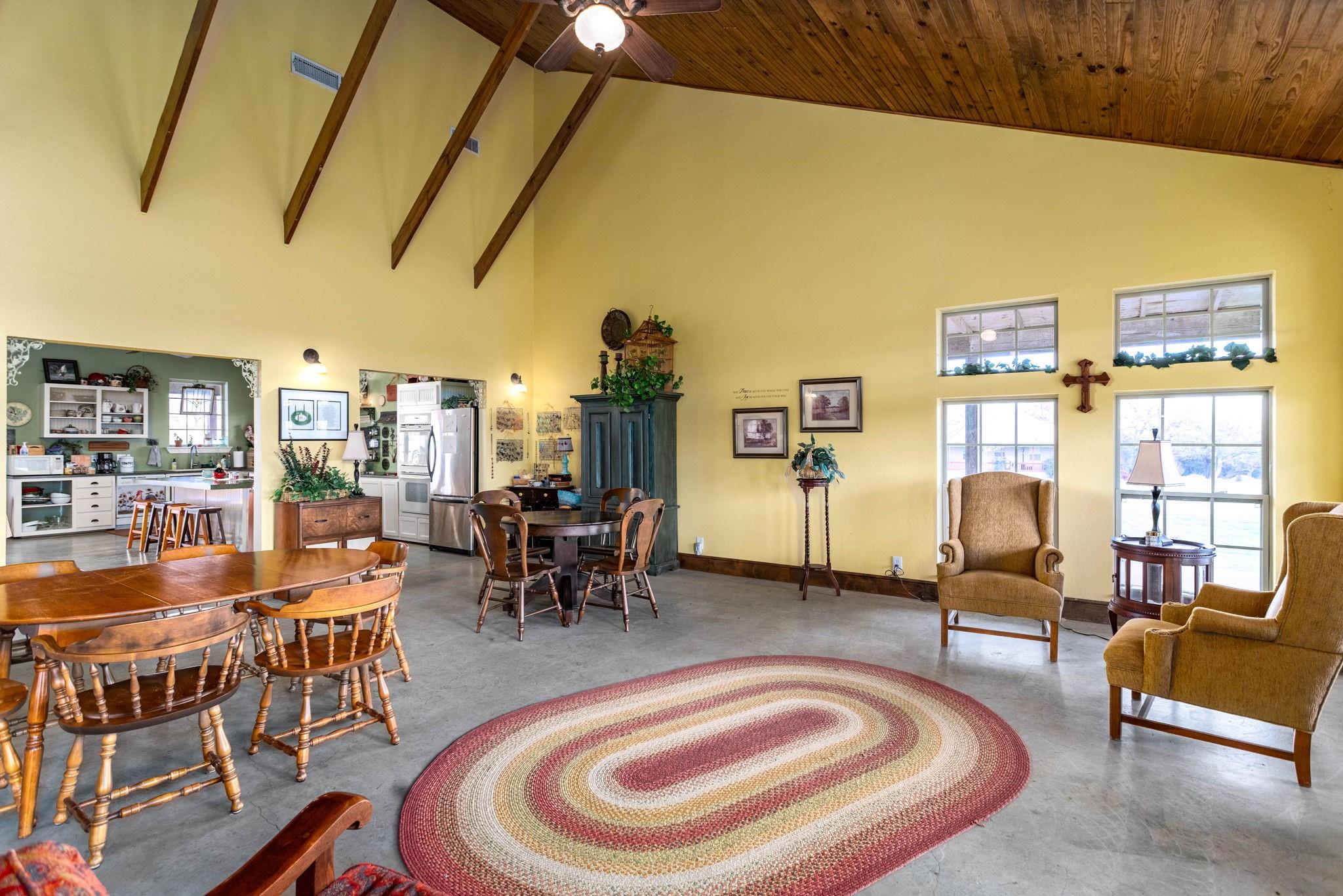 126 Mariana Dr # A, Red Rock, TX 78662