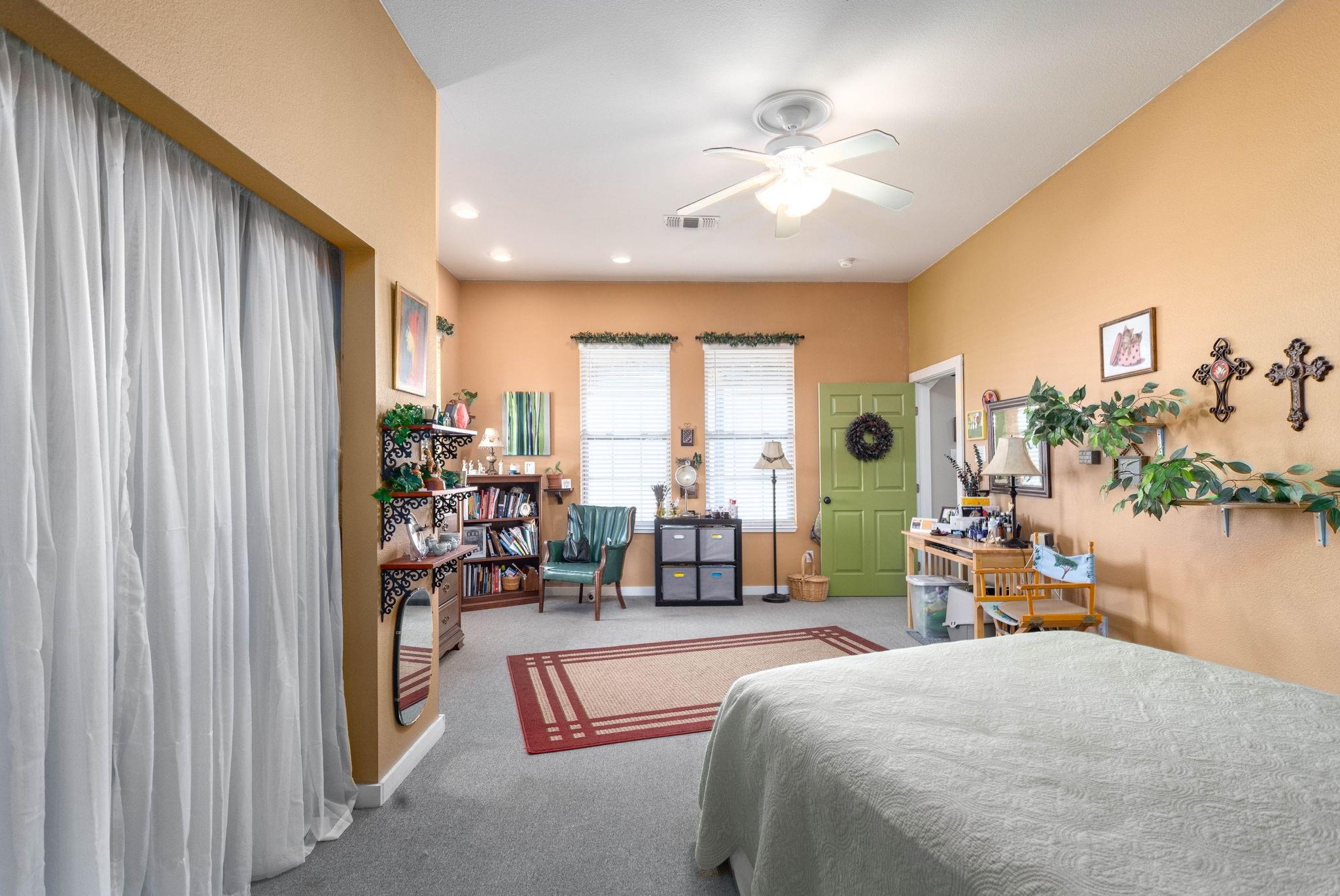 126 Mariana Dr # A, Red Rock, TX 78662