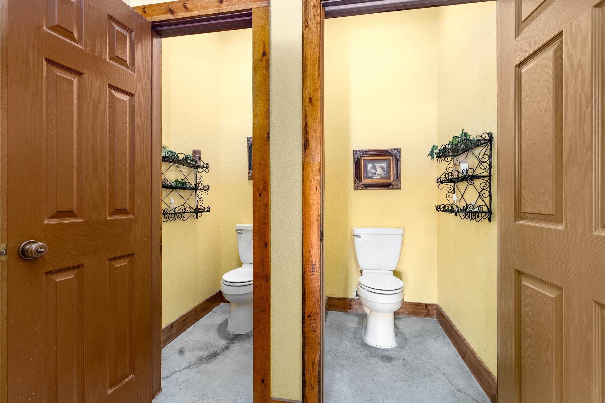 126 Mariana Dr # A, Red Rock, TX 78662