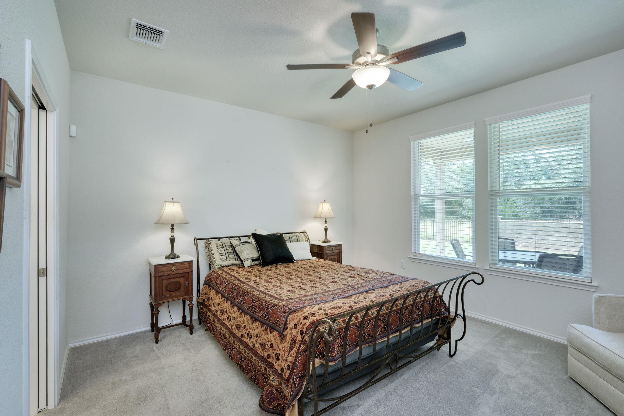 502 Saratoga Ln, Georgetown, TX 78633