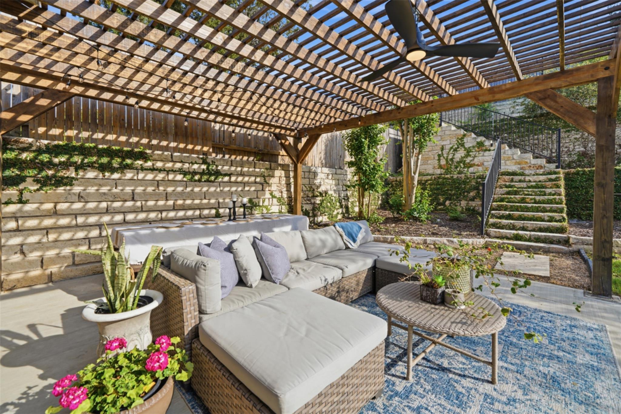 295 Desert Willow Way, Austin, TX 78737