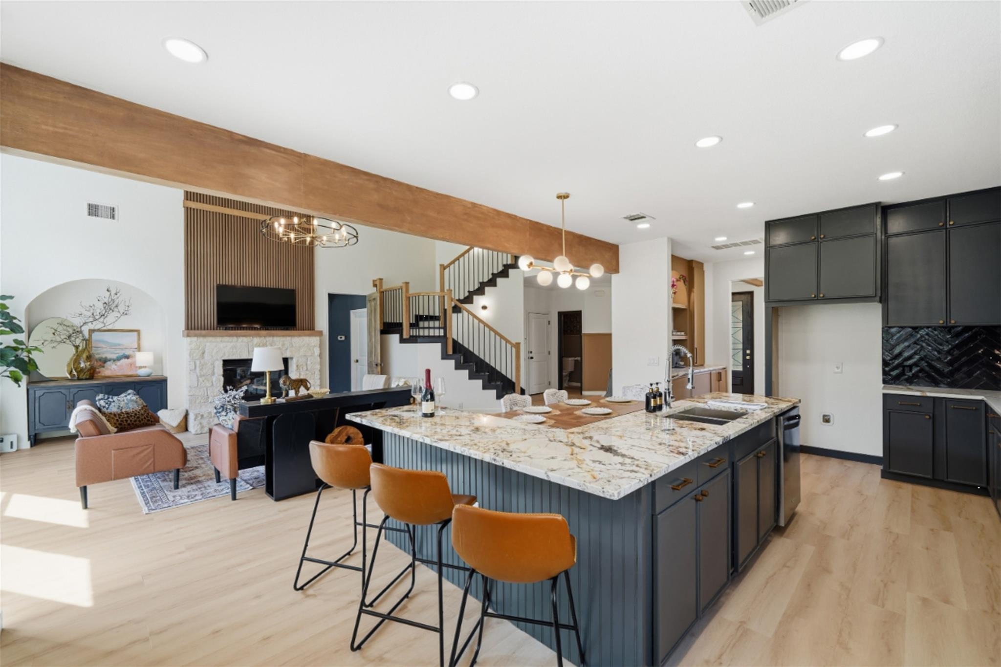 295 Desert Willow Way, Austin, TX 78737