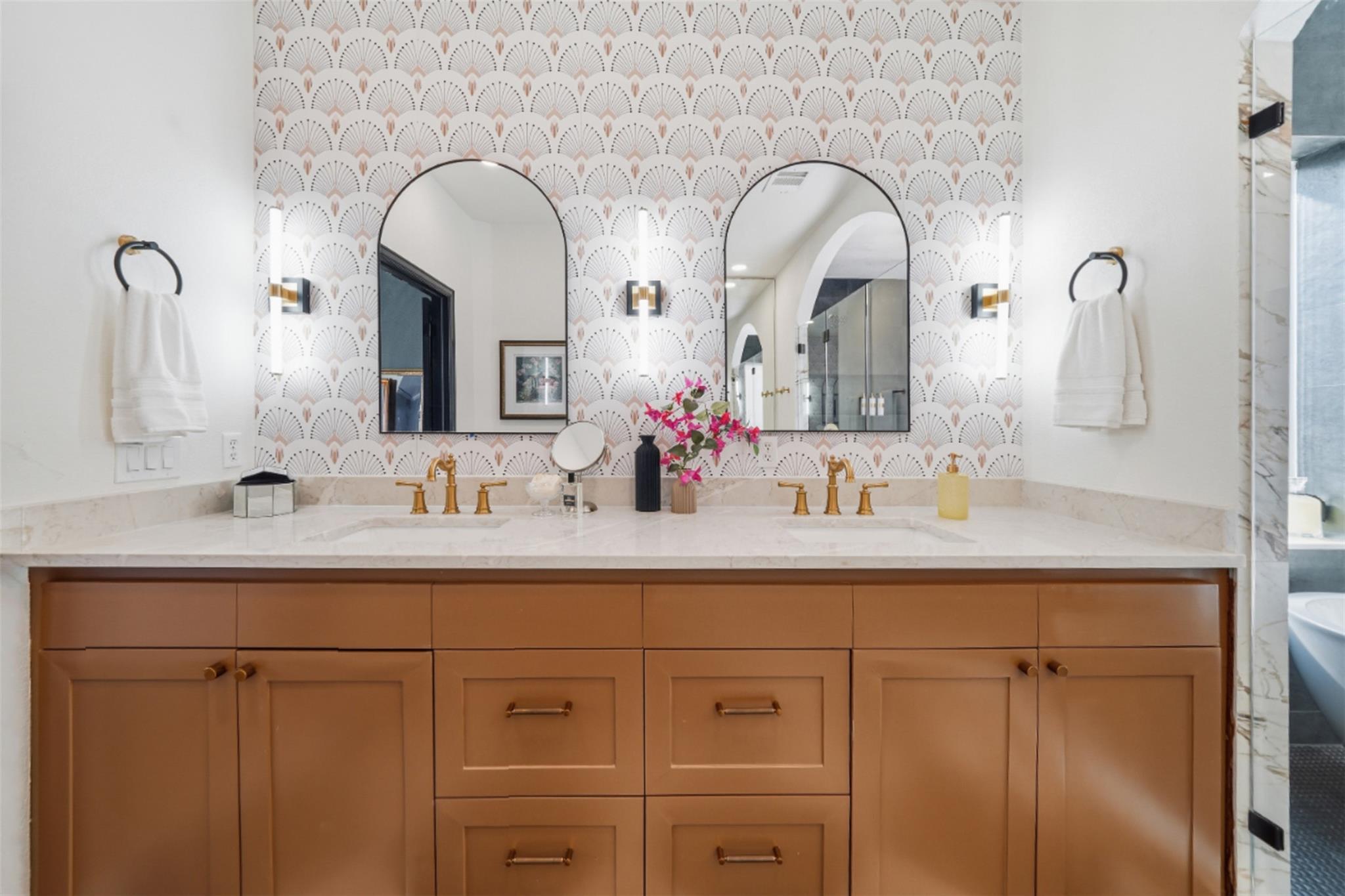 295 Desert Willow Way, Austin, TX 78737