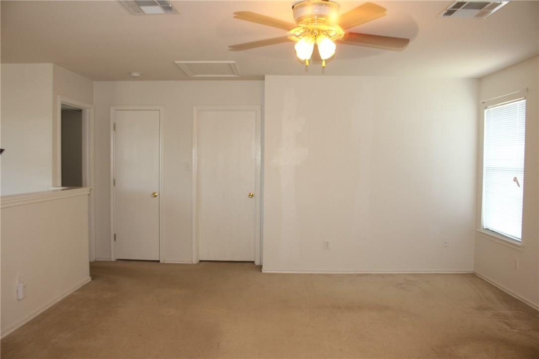 107 Outfitter Dr, Bastrop, TX 78602